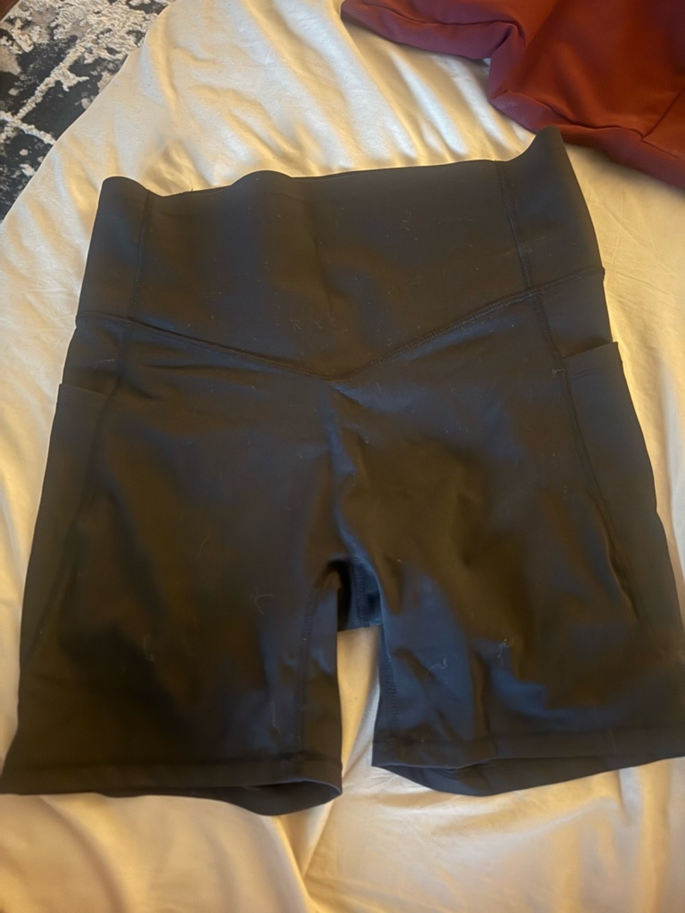 HALARA Black High-Rise Bike Shorts with Side Pockets